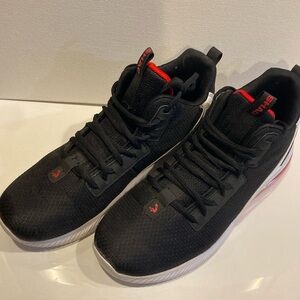 Shaq Mid-Top Sneakers Size 10